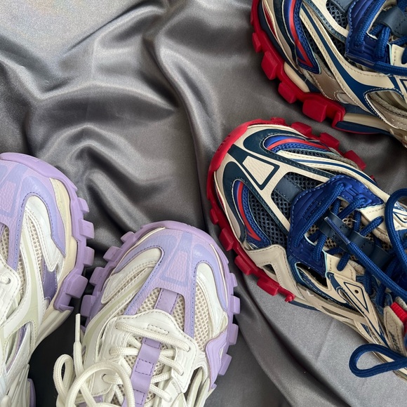 Balenciaga Sneakers - Picture 3 of 12